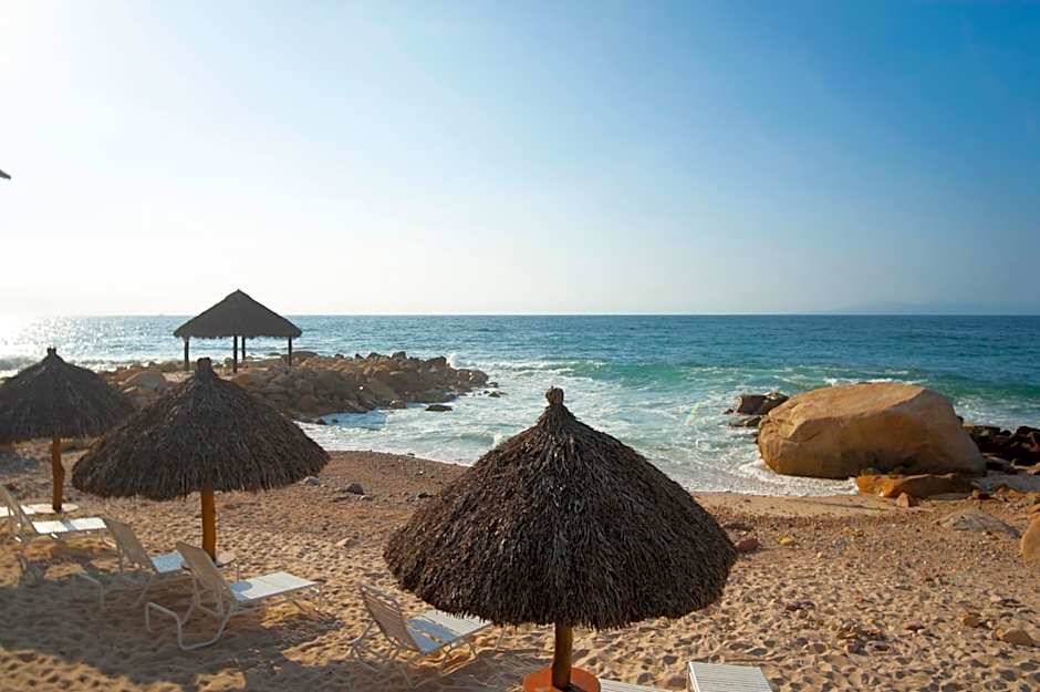 Ocean Front, 3 bedroom, 3 bathroom, Casa Natalia, Playa Esmeralda