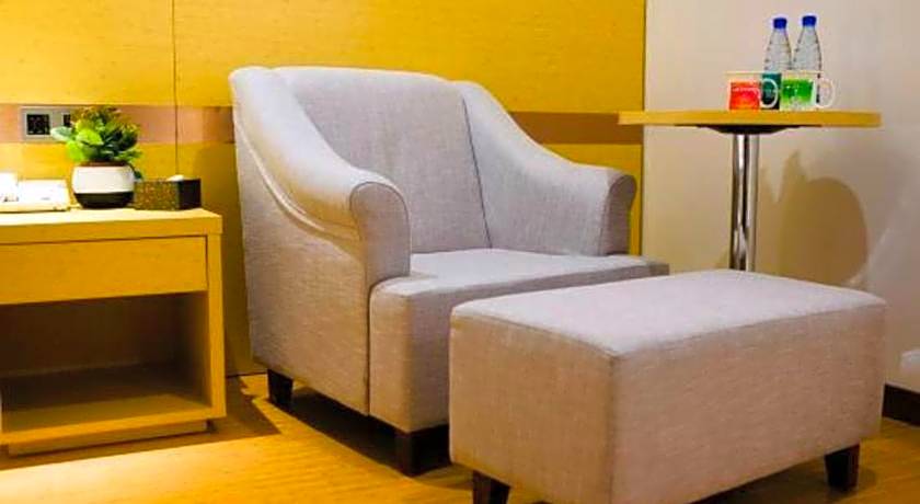 GreenTree Inn Huanggang City Wuxue City Kanjiang Avenue