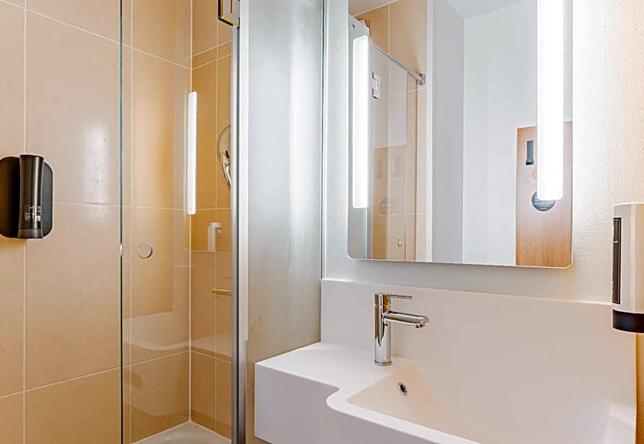 B&B HOTEL Poitiers 3 Futuroscope