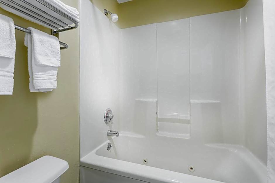 Days Inn by Wyndham Simpsonville