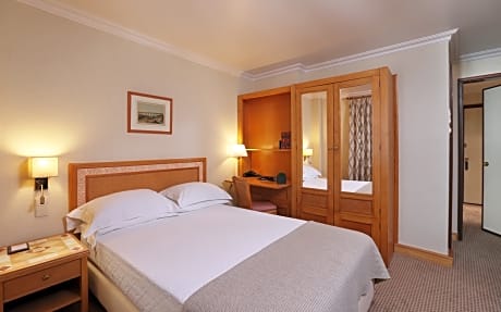 Lisboa Room