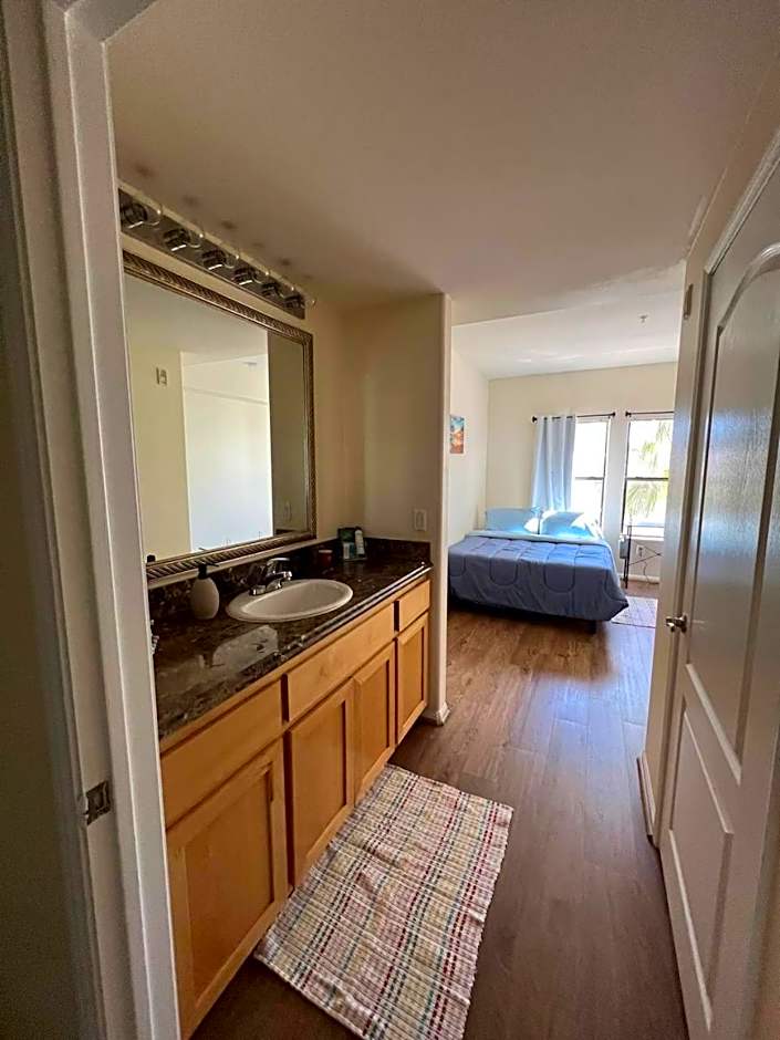 SoCal Lux on Miramar