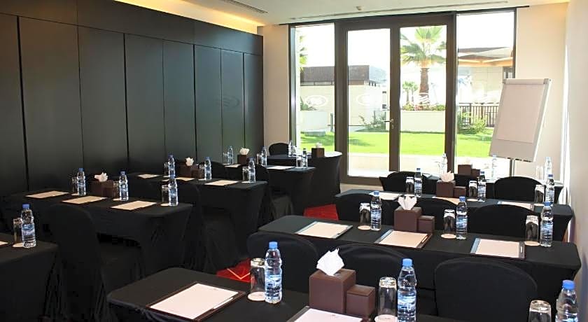 Staybridge Suites Yas Island Abu Dhabi By IHG