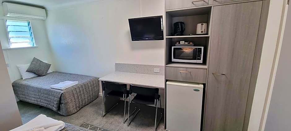 Y Motels Kingaroy