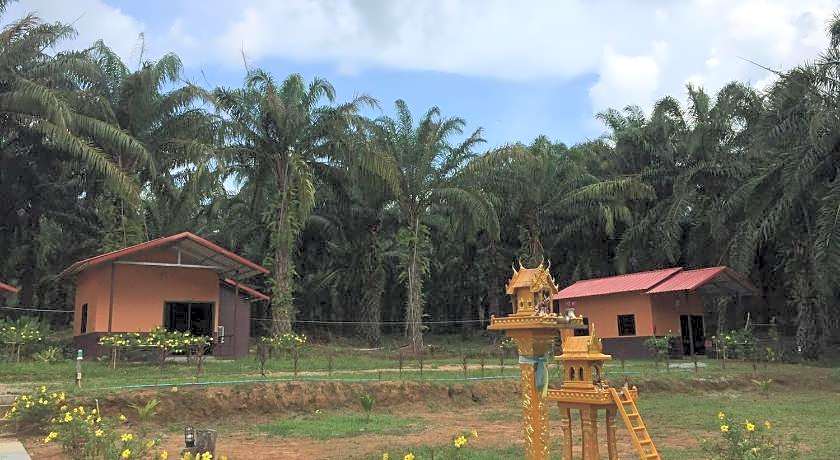 Khao Sok Evergreen House