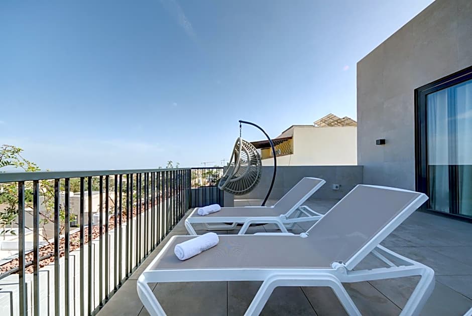 Mayfair by Premier Suites MT