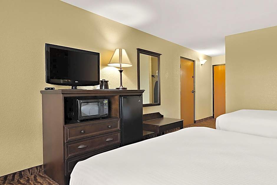 Best Western Center Pointe Inn