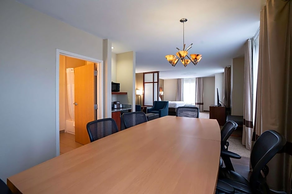 Comfort Suites Airport Flowood