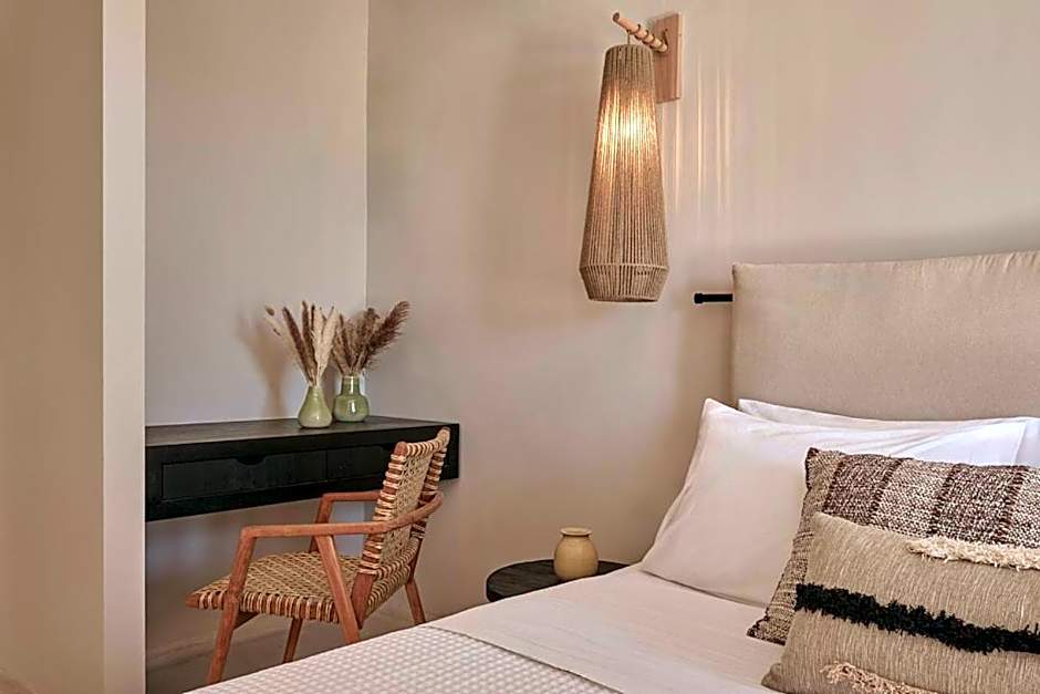 Utopia Hotel