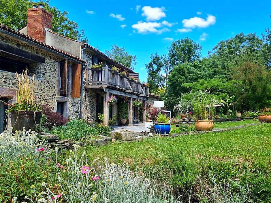 Gîte et Chambres d'Hôtes du Petit Moulin
