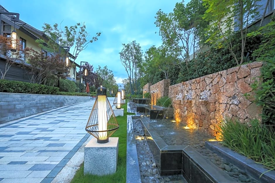 Howard Johnson Jinlin Plaza Lijiang