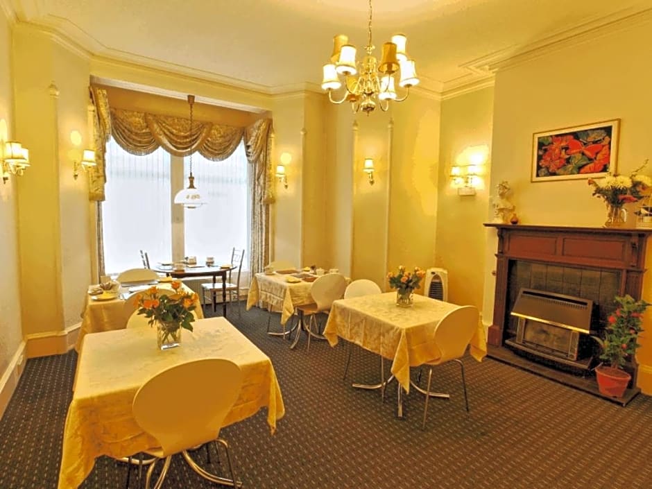 Brentwood Villa Bed and Breakfast