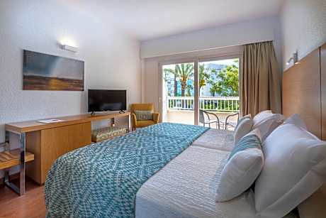 DOUBLE OR TWIN WITH BALCONY