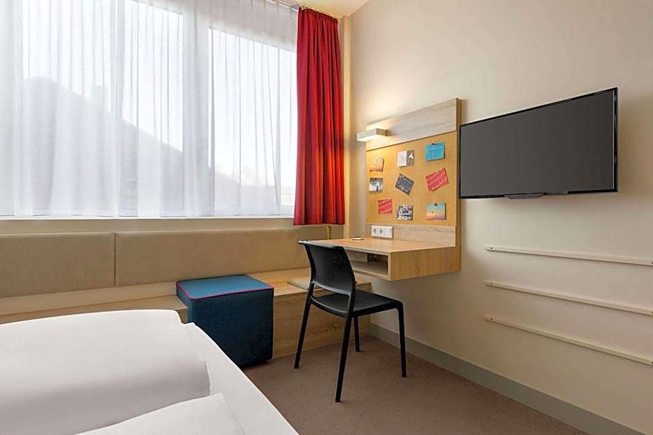 Vienna House Easy by Wyndham  München