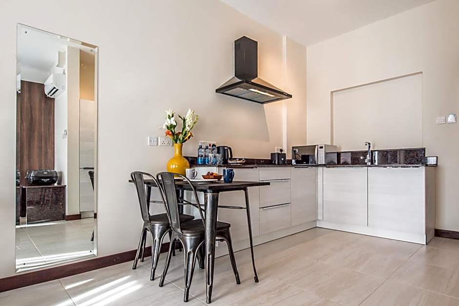 Glam Hotel Nairobi - Near Westgate Mall, Westlands