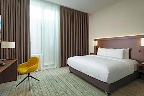 King room, Limited View