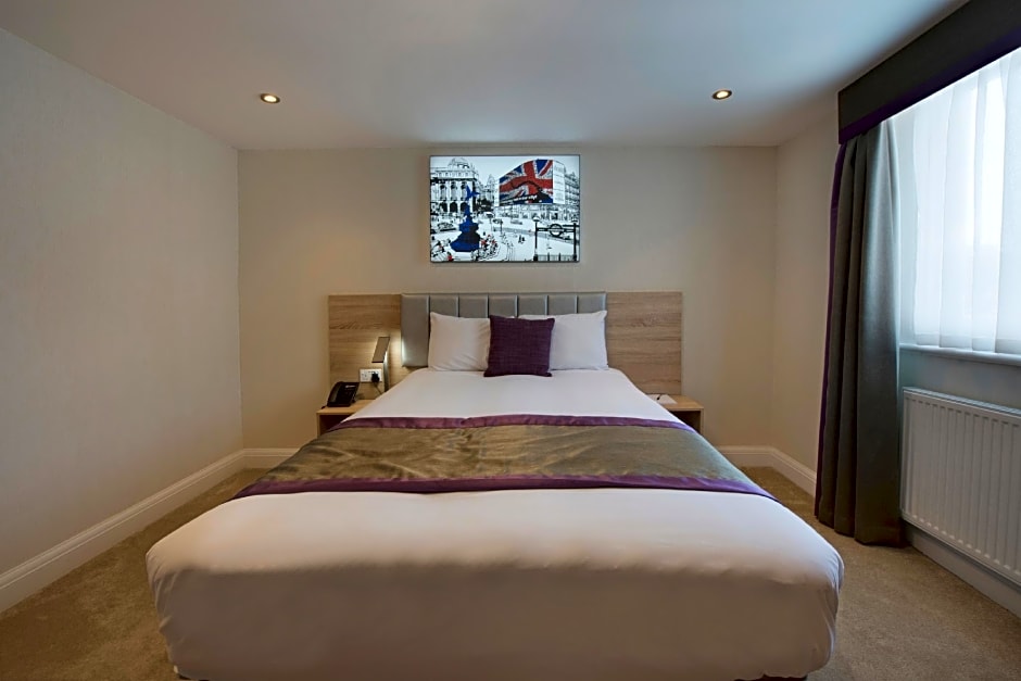 OYO Townhouse 30 Sussex Hotel