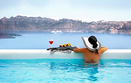 CAPE 9 Villas & Suites