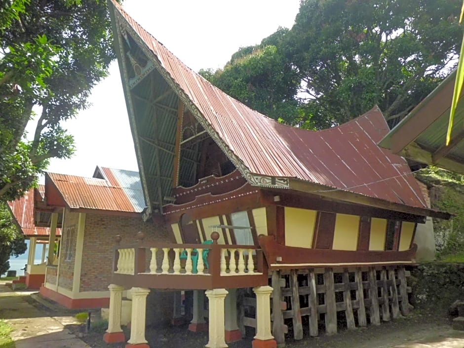 Tuk Tuk Timbul Bungalows