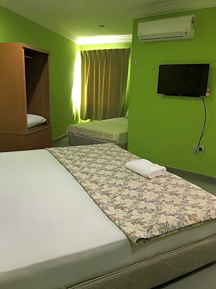HOTEL CAHAYA