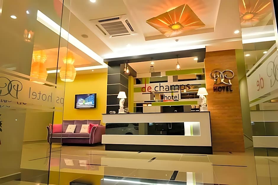 De Champs Hotel