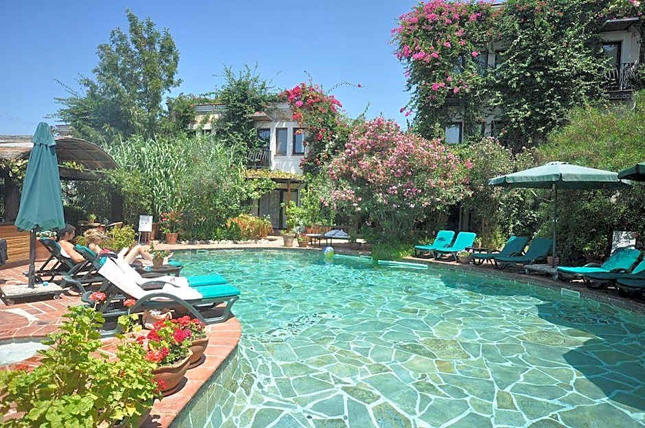 El Vino Hotel Suites