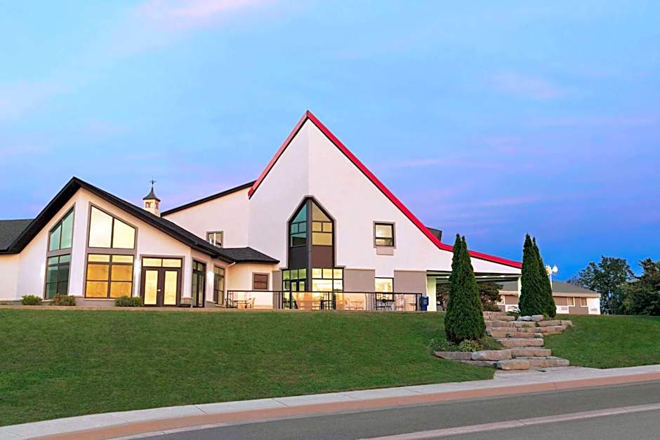 Days Inn by Wyndham Kingston