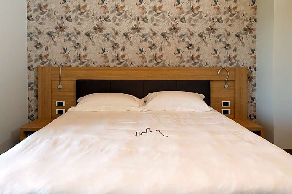 Le Torri - Rooms and Apartments