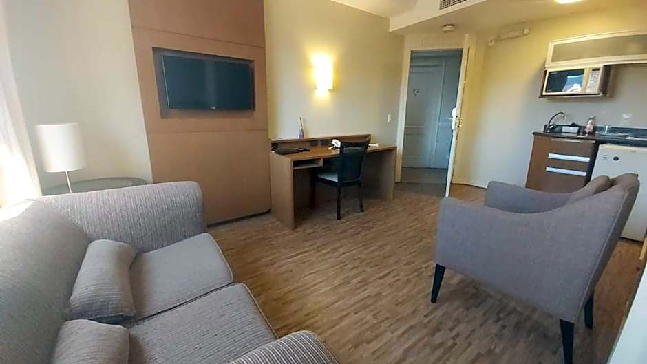 Charmoso Flat na Vila Oimpia