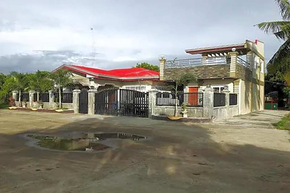 FNT Transient House near Hundred Islands