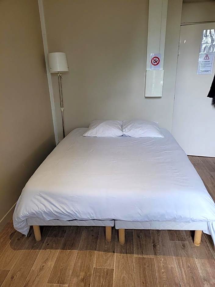 Photo 1 of 17 of Deluxe Apartment