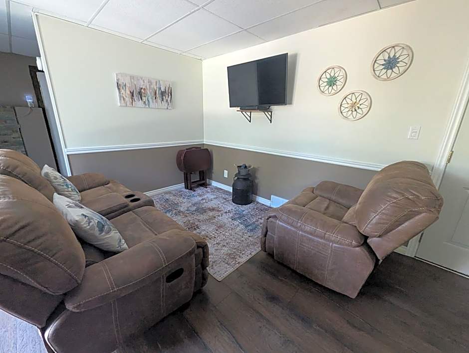 Suite in the Bush-Private Apartment