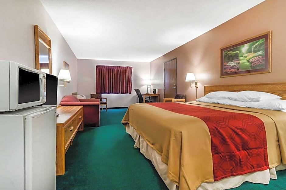 Rodeway Inn Holdrege