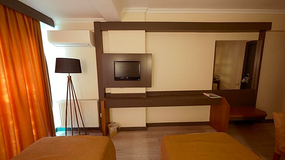 Lycus River Thermal Hotel