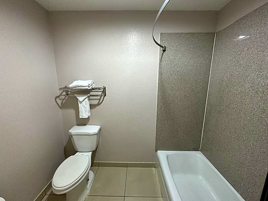 Studio 6 Suites Mesa AZ Near Downtown & Sloan Park