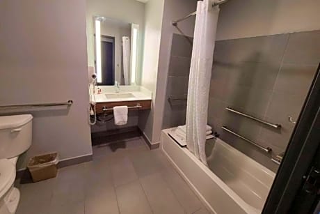 2 Queen Beds Deluxe Room Non-Smoking