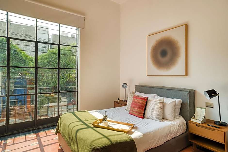 Santa Casa by Tasman