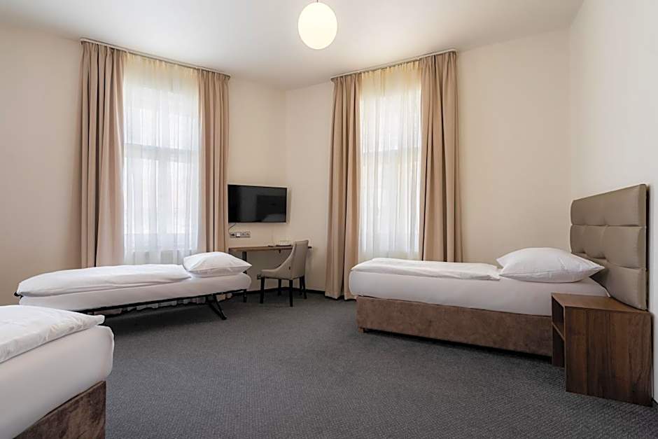 EA Hotel Victoria