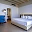 Savona 18 Suites