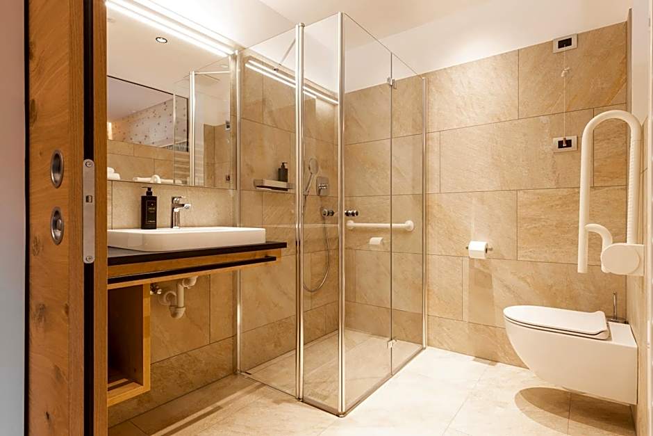 Cityhotel Goldener Adler B&B