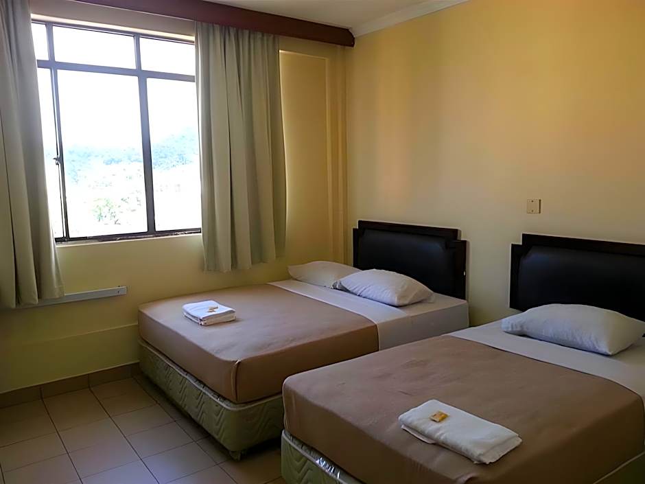 Iskandar Hotel