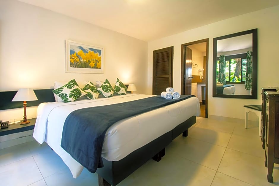 Photo 1 of 17 of Double Room