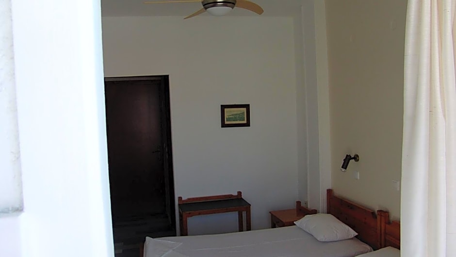 Notis Hotel