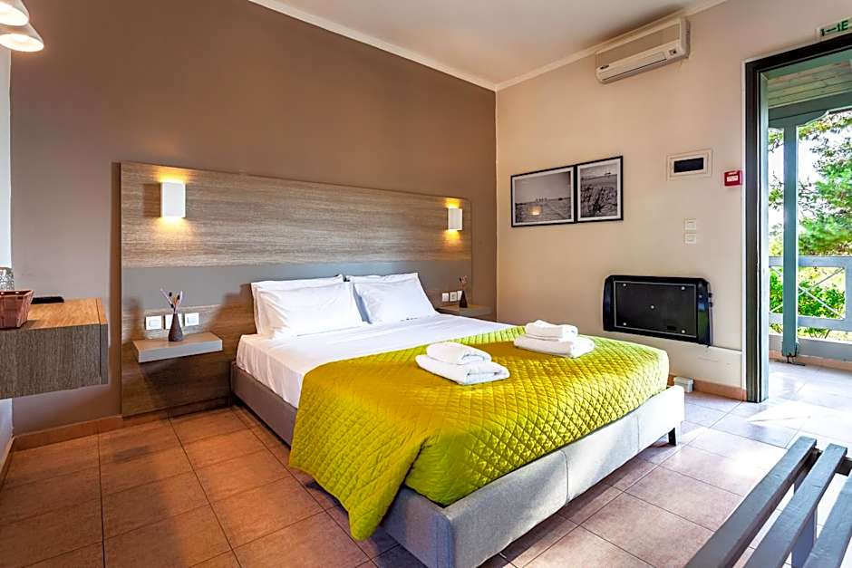 Kalogria Summer Retreats - Seimeio Strofilia, Sunny Vibes