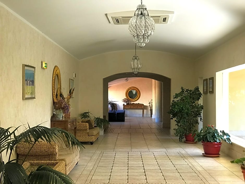 Club Esse Palmasera Il Borgo