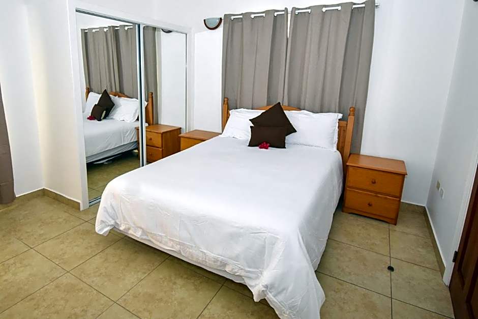 Lord Nelson Hotel & Residences