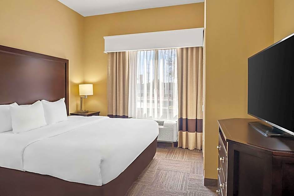 Comfort Suites Frisco