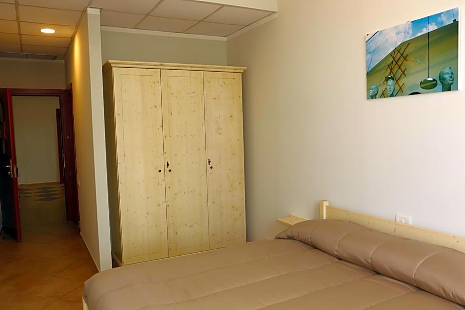 Student's Hostel Parma
