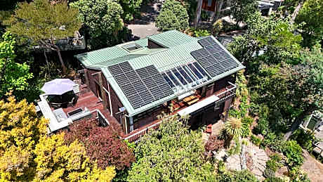 Sherwood Lodge 4-Bedroom Holiday Home with Spectacular Views