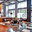 Renaissance by Marriott Atlanta Midtown Hotel